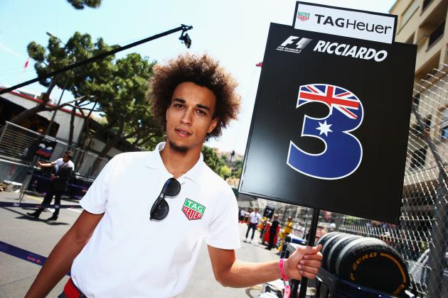 MONTE-CARLO, MONACO - MAY 24:  Grid holder for Daniel Ricciardo of Australia and Infiniti Red Bull Racing before the Monaco Formula One Grand Prix at Circuit de Monaco on May 24, 2015 in Monte-Carlo, Monaco.  (Photo by Mark Thompson/Getty Images)