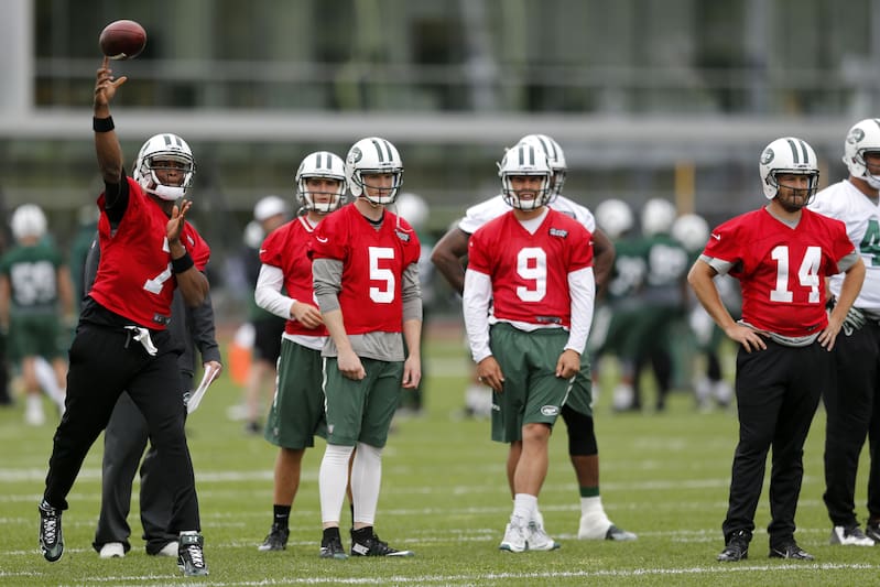 New York Jets Full Position Breakdown And Depth Chart Ysis At New York Jets Quarterback Geno Smith 7 Throws As Quarterbacks Matt Simms 5