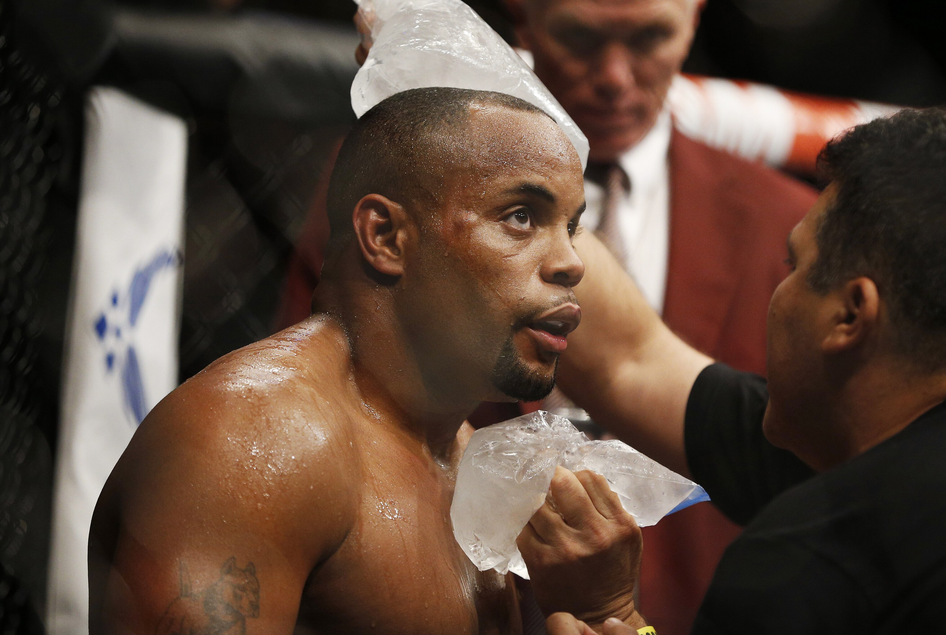 UFC 187 Salaries: Daniel Cormier Earns $180,000 for Light Heavyweight Title  Win | News, Scores, Highlights, Stats, and Rumors | Bleacher Report
