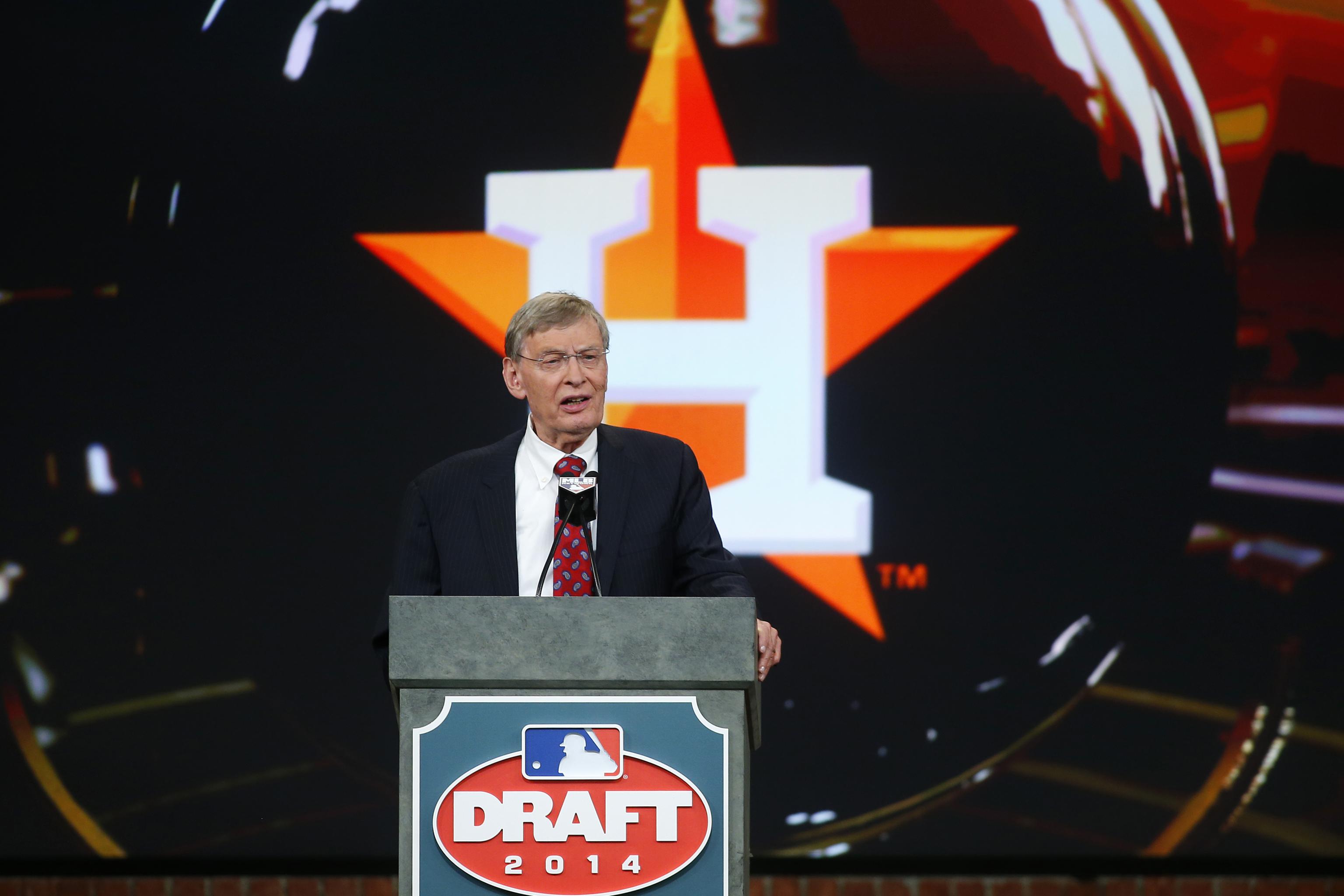 Yankees MLB Draft: Expert predicts New York picks Carson Tucker