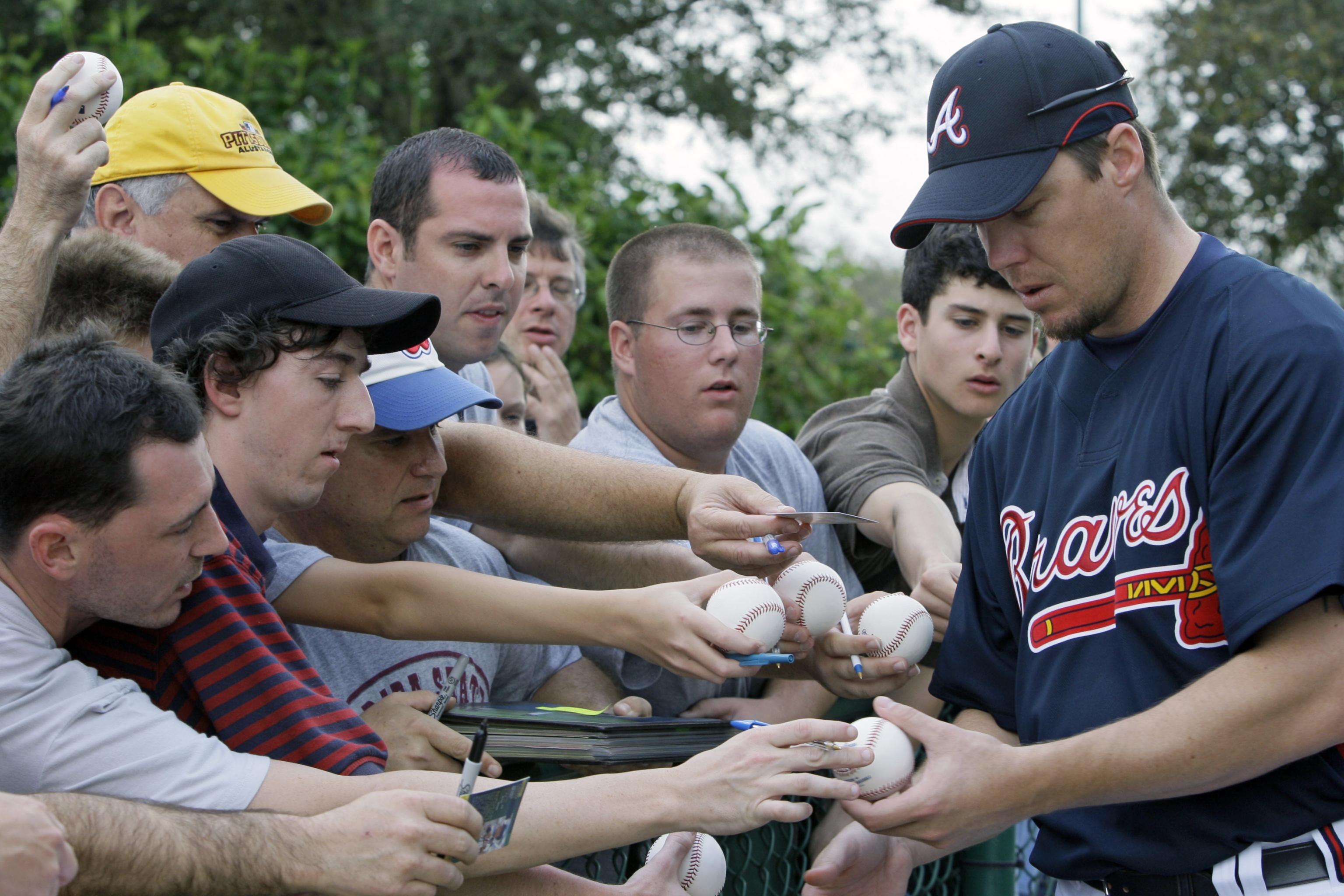 Autographed Chipper Jones Atlanta Braves World India