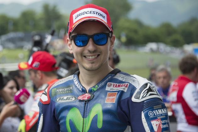 SCARPERIA, ITALY - MAY 30:  Jorge Lorenzo of Spain and Movistar Yamaha MotoGP celebrates the third place at the end of the qualifying practice during the MotoGp of Italy - Qualifying at Mugello Circuit on May 30, 2015 in Scarperia, Italy.  (Photo by Mirco Lazzari gp/Getty Images)