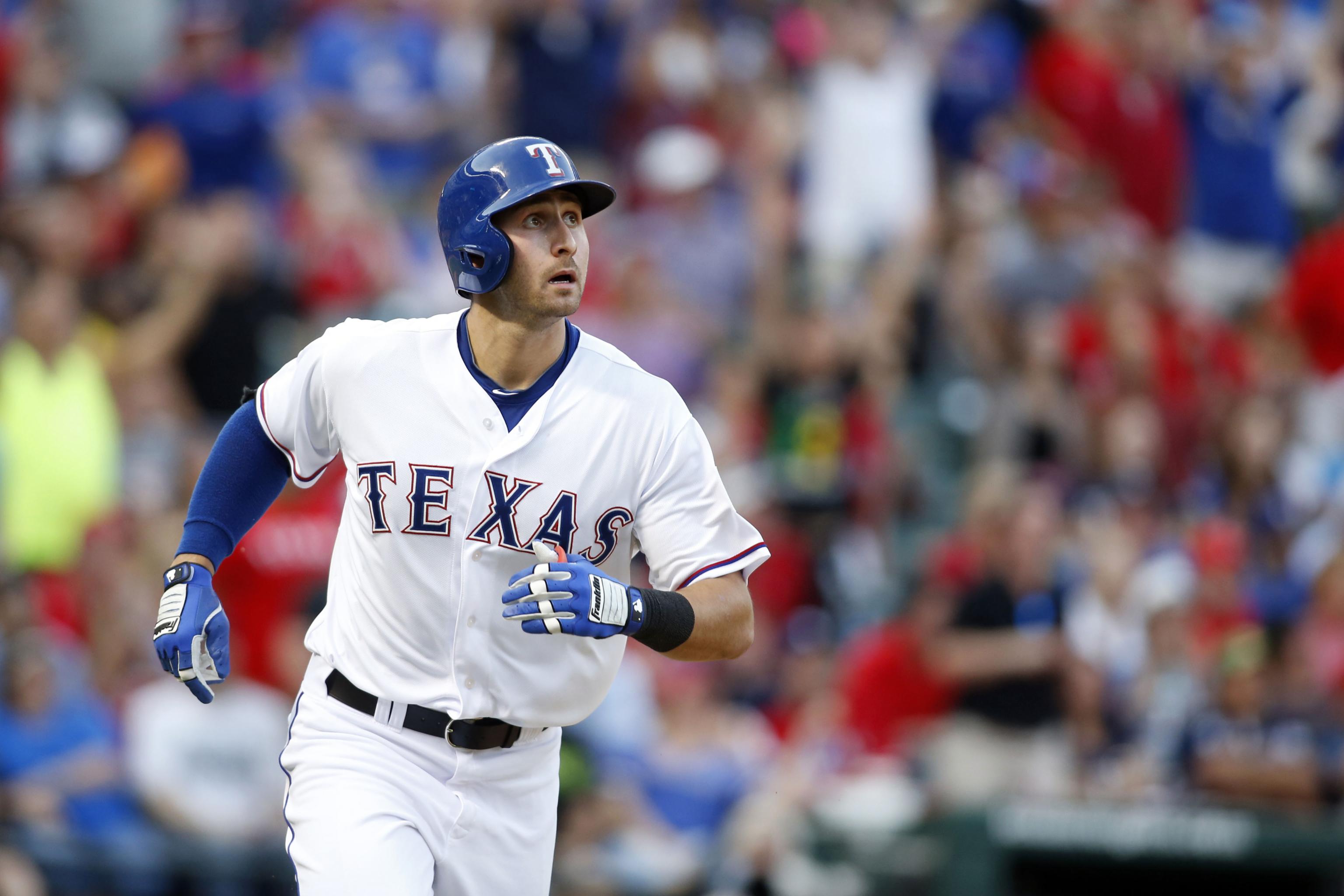 Texas Rangers: Why does everyone hate Joey Gallo?