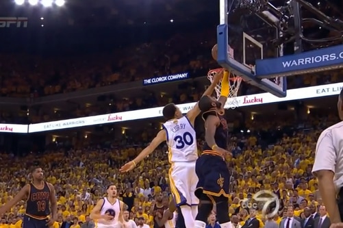 kyrie blocks curry