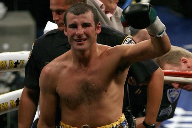 LAS VEGAS - APRIL 19:  Joe Calzaghe of Wales celebrates his split decision victory against Bernard Hopkins after their light heavyweight bout at Thomas & Mack Center on April 19, 2008 in Las Vegas, Nevada.  (Photo by Ethan Miller/Getty Images)