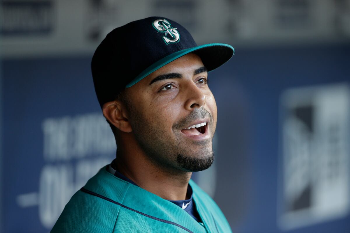 Nelson Cruz Injury: Updates on Mariners Star's Back and ...