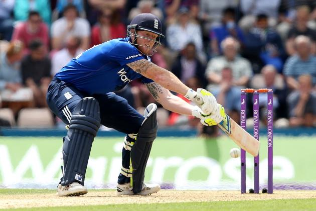 SOUTHAMPTON, ENGLAND - JUNE 14:  Ben Stokes of England stretches for a ball during the 3rd ODI Royal London One-Day Series 2015 between England and New Zealand at Ageas Bowl on June 14, 2015 in Southampton, England.  (Photo by Jan Kruger/Getty Images)