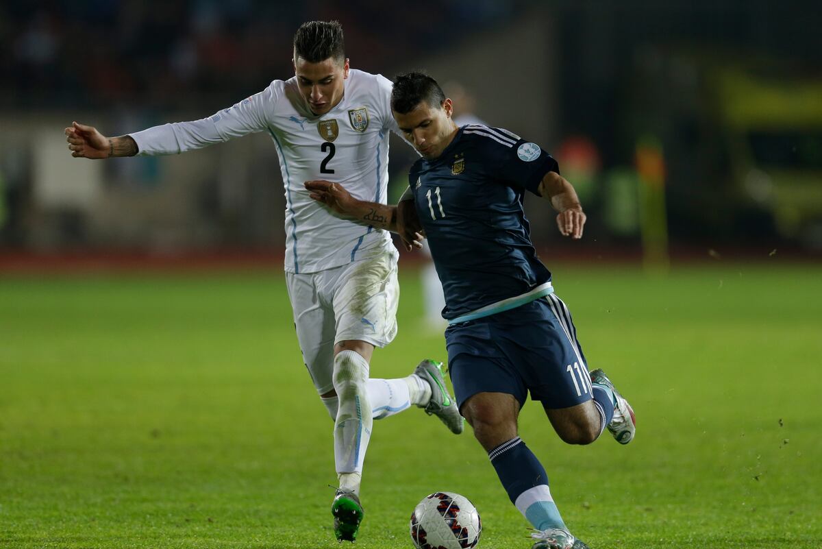 Sergio Aguero Injury: Updates on Argentina Star's Shoulder ...