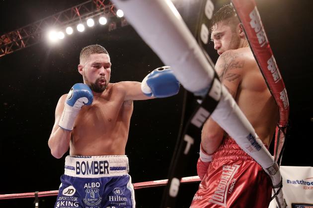 LIVERPOOL, ENGLAND - NOVEMBER 22:  Tony Bellew in action with Nathan Cleverly during their Eliminator for the WBO World Cruiserqweight Championship at Liverpool Echo Arena on November 22, 2014 in Liverpool, England.  (Photo by Scott Heavey/Getty Images)