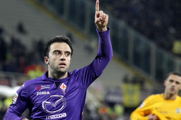 Fiorentina's Giuseppe Rossi celebrates after scoring  during a Serie A soccer match between Fiorentina and Verona at the Artemio Franchi stadium in Florence, Italy, Monday, Dec. 2,  2013. (AP Photo/Fabrizio Giovannozzi)