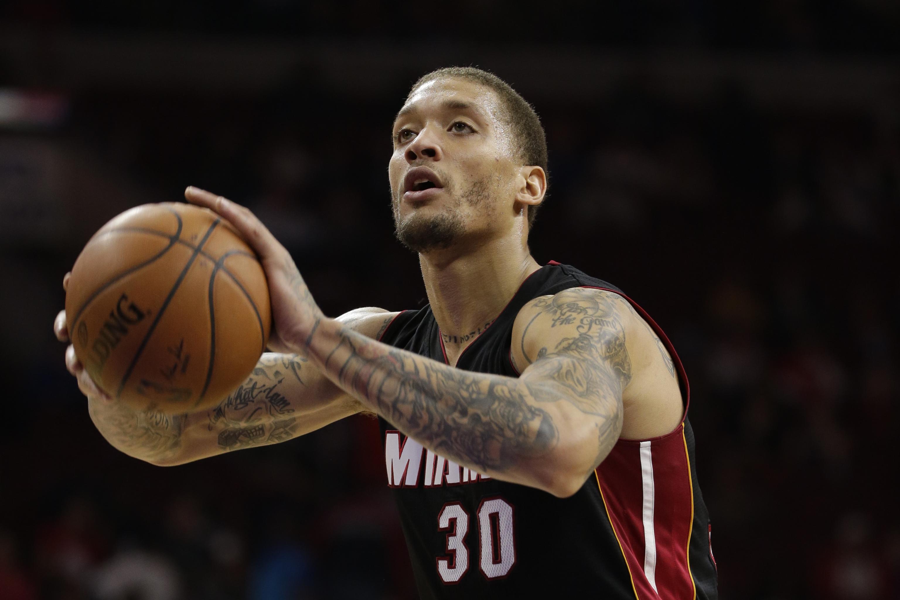 Former Miami Heat Michael Beasley Doesn't Know Why He's Not On A NBA Team -  Sports Illustrated Miami Heat News, Analysis and More