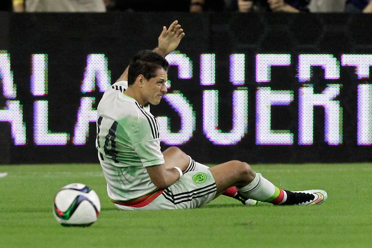 Javier Hernandez Injury: Updates on Mexico Star's Clavicle and Return