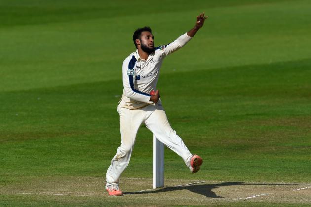 CHESTER-LE-STREET, ENGLAND - JUNE 30:  Yorkshire bowler Adil Rashid in action during day three of the LV County Championship Division One match between Durham and Yorkshire at Emirates Durham ICG on June 30, 2015 in Chester-le-Street, England.  (Photo by Stu Forster/Getty Images)
