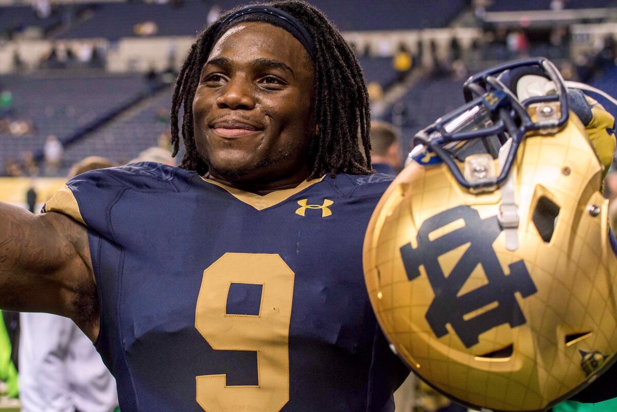 Meet Jaylon Smith, the 2016 NFL Draft's Top LB Heading into Next Season