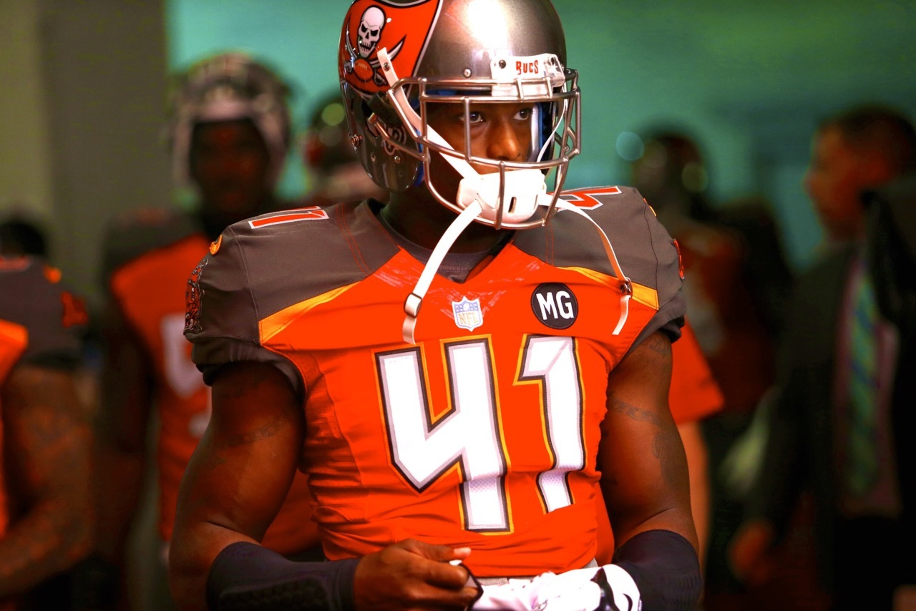 C J Wilson Injury Updates On Buccaneers Cb S Hand After Fireworks Accident News Scores Highlights Stats And Rumors Bleacher Report