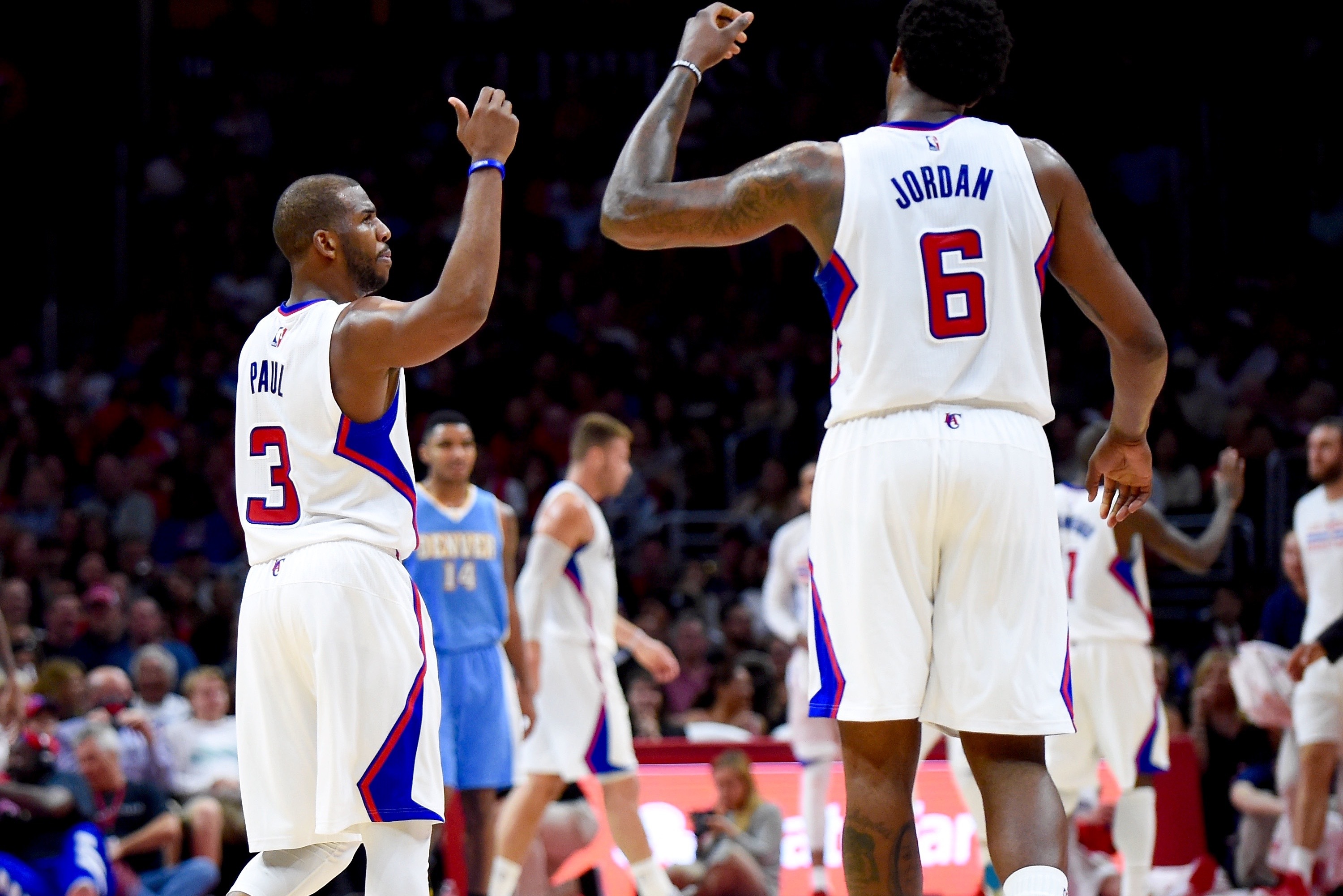 DeAndre Jordan spurns Mavericks, signs with Clippers