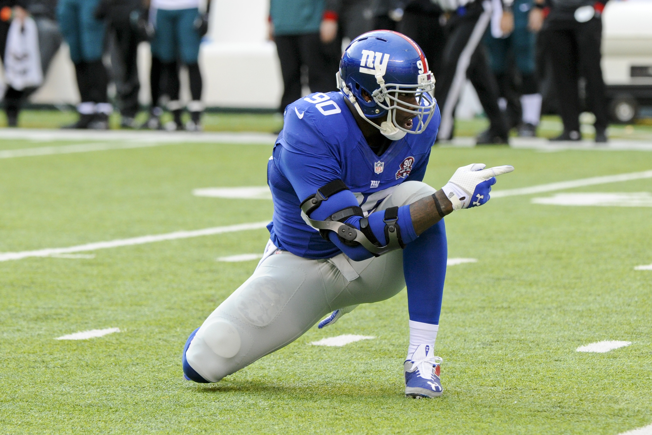 Victor Cruz 'shocked' to hear about JPP's fireworks accident