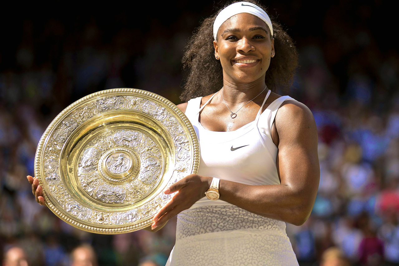 Serena Williams Wimbledon : Mejblqycebqu1m / She held her left hand ...