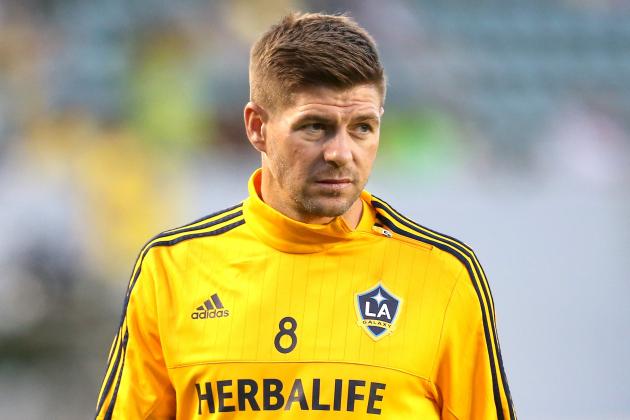 LOS ANGELES, CA - JULY 11:  Steven Gerrard #8 of the Los Angeles Galaxy warms up before the match with Club America in the International Champions Cup 2015 at StubHub Center on July 11, 2015 in Los Angeles, California.  (Photo by Stephen Dunn/Getty Images)