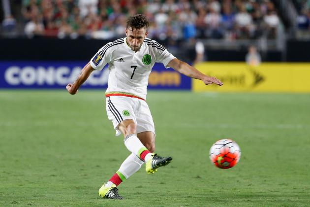GLENDALE, AZ - JULY 12:  Miguel Layun #7 of Mexico shoots the ball against Guatemala during the second half of the 2015 CONCACAF Gold Cup group C match at University of Phoenix Stadium on July 12, 2015 in Glendale, Arizona. Guatemala and Mexico finished in a 0-0 tie.  (Photo by Christian Petersen/Getty Images)