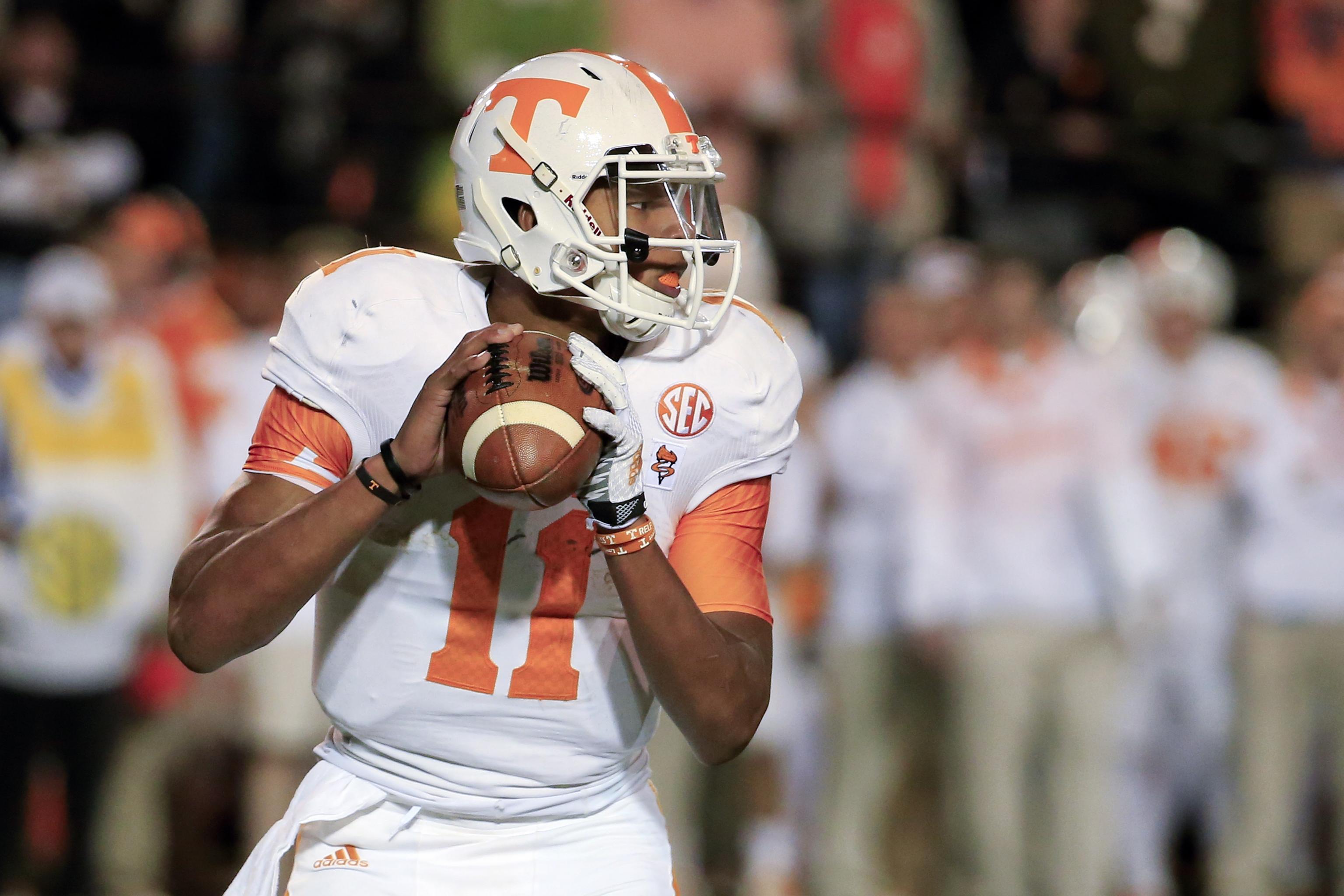 Tennessee football: Joshua Dobbs of Browns new alumni board president