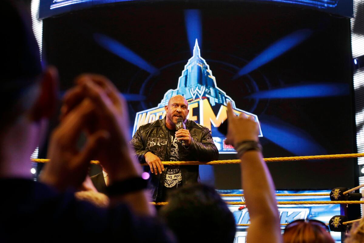 Ryback Injury: Updates on WWE Star's Knee and Return | News, Scores