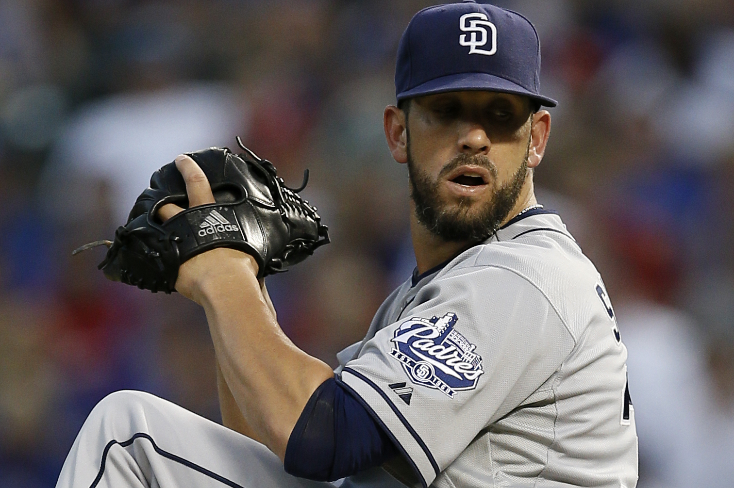 White Sox acquire RHP James Shields from Padres