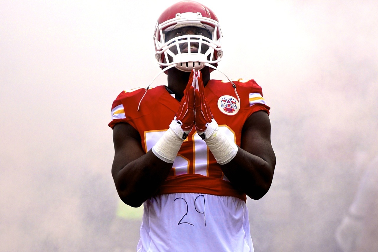 This Date In Transactions History: Chiefs' Tamba Hali Retires