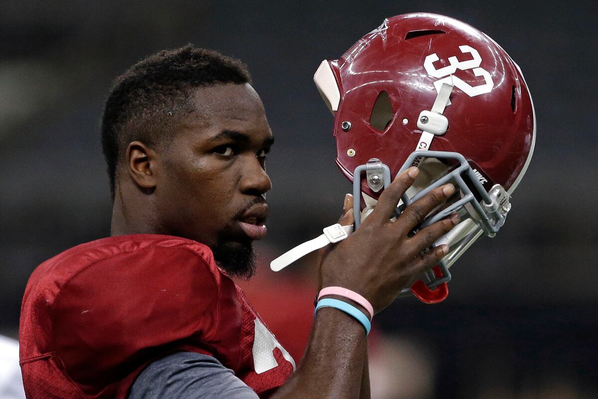 Best Facemask and Helmet Designs in College Football | News, Scores