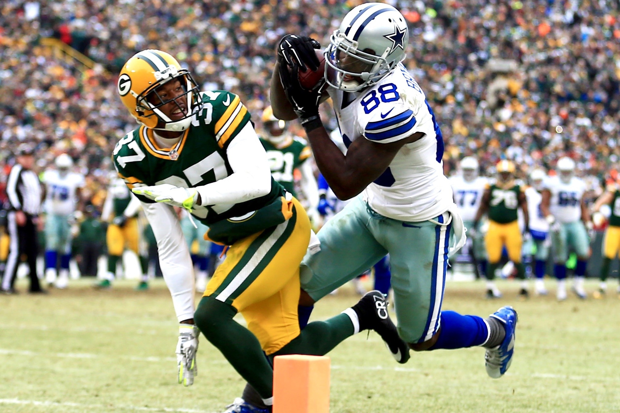 NFL Rewrites Rule That Nullified Dez Bryant Catch vs. Packers | News, Scores, Highlights, Stats, and Rumors | Bleacher Report