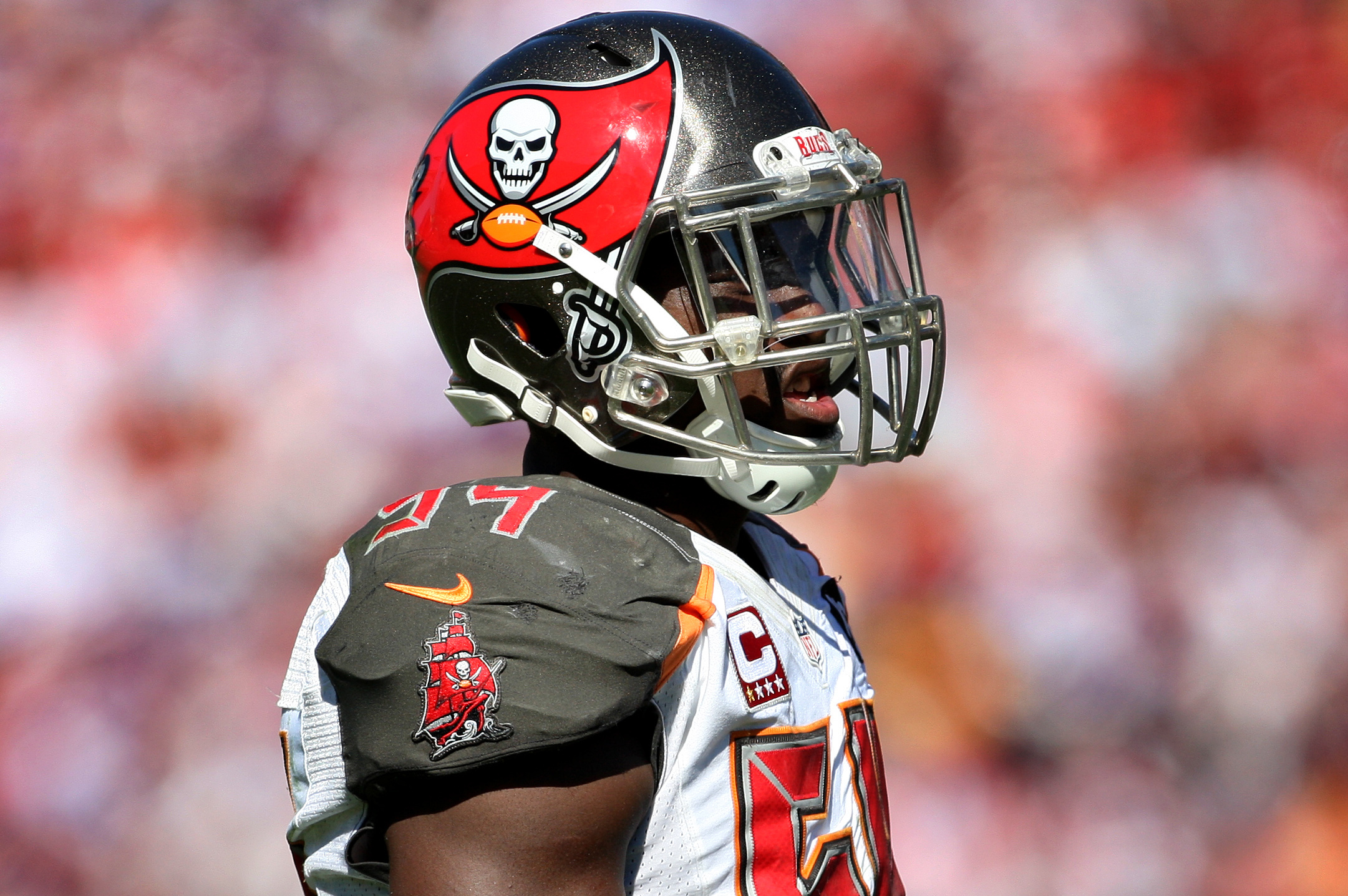 2023 Buccaneers Free Agent Focus: Lavonte David