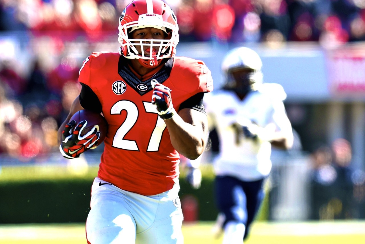 Nick Chubb Vs Derrick Henry (How They Compare)