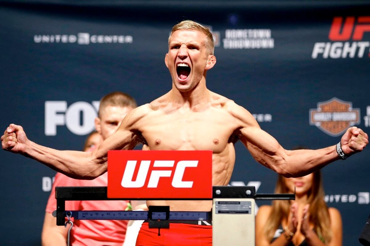 UFC on Fox 16: Live Results, Play-by-Play and Fight Card ...