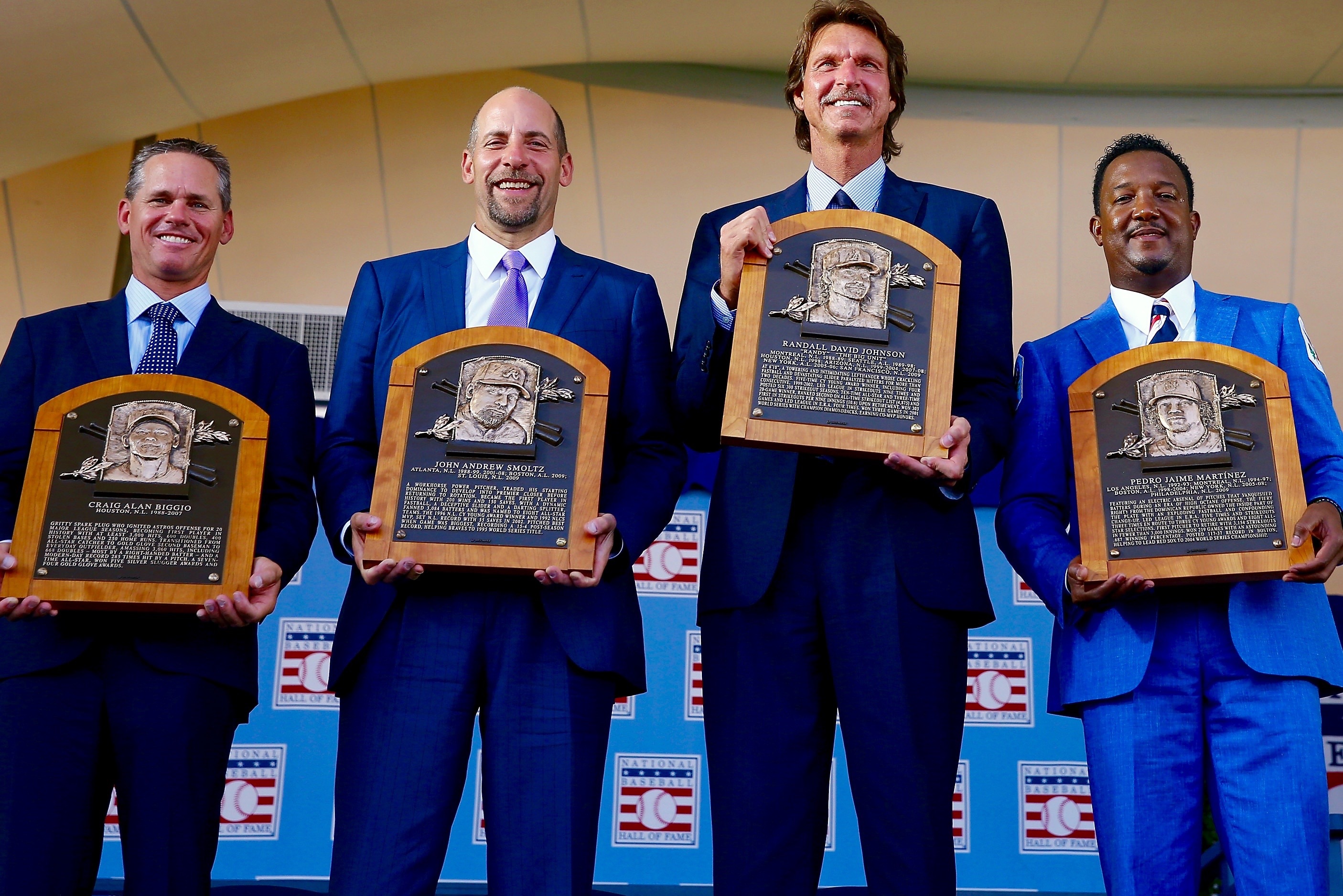 John Smoltz Wears a Wig During Baseball Hall of Fame Induction [VIDEO]