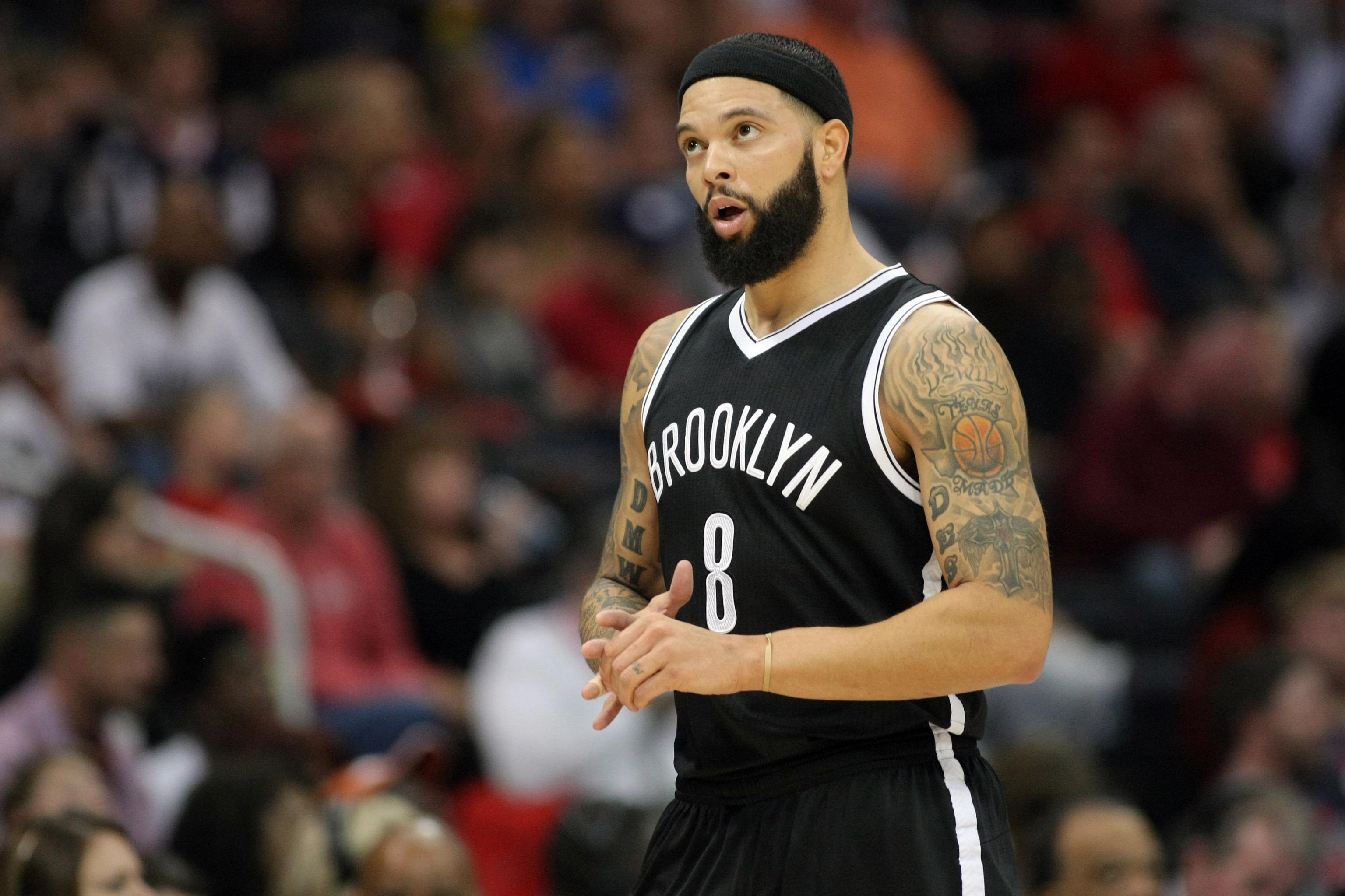 Deron Williams Resigning With Nets Over Mavericks?