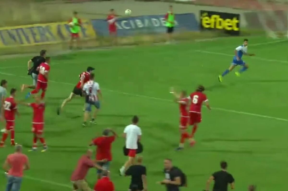CSKA Sofia Fans Chase Israeli Team Out of Stadium After ...