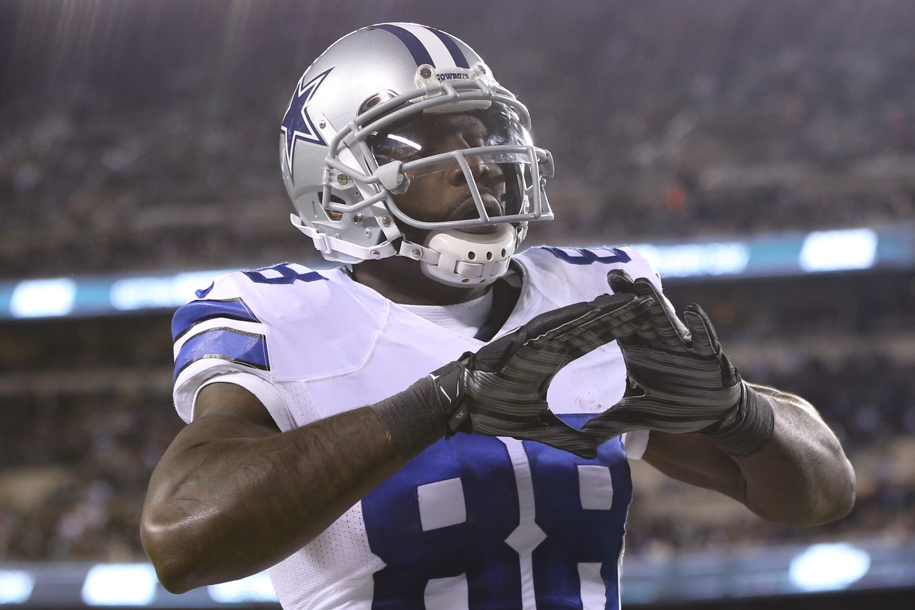 The part of the Cowboys' offense that's in more need of a fix than Dez  Bryant's contract