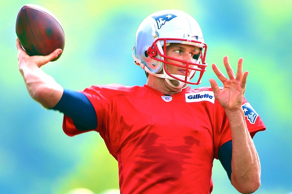 August 13, 2015: New England Patriots quarterback Tom Brady (12) gets ready  for the NFL pre-season game between the Green Bay Packers and the New  England Patriots held at Gillette Stadium in