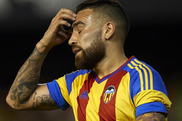 VALENCIA, SPAIN - AUGUST 08:  Nicolas Otamendi of Valencia reacts as he fails to score during the pre-season friendly match between Valencia CF and AS Roma at Estadio Mestalla on August 8, 2015 in Valencia, Spain.  (Photo by Manuel Queimadelos Alonso/Getty Images)
