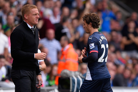SWANSEA, WALES - AUGUST 15:  Daryl Janmaat of Newcastle United walks off the pitch after receiving a red card during the Barclays Premier League match between Swansea City and Newcastle United at Liberty Stadium on August 15, 2015 in Swansea, United Kingdom.  (Photo by Stu Forster/Getty Images)