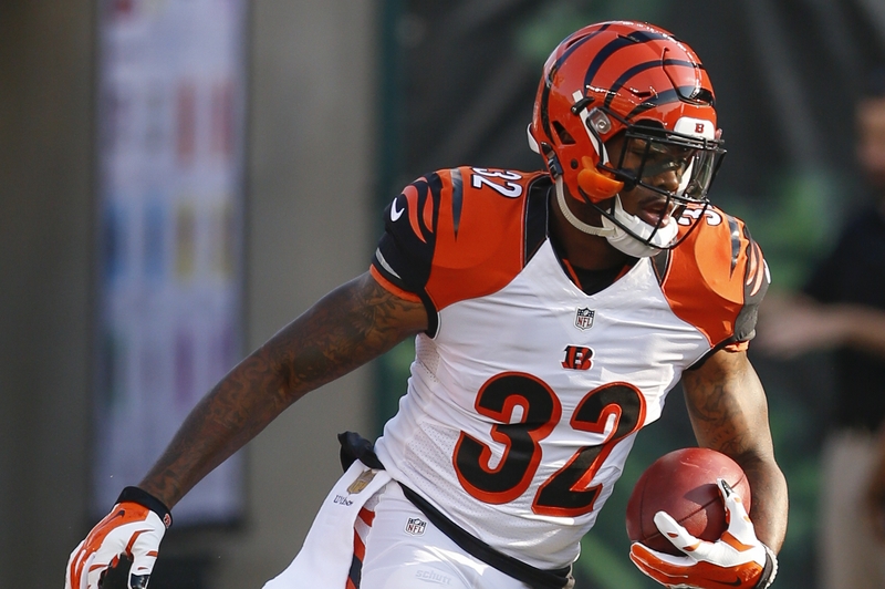 Fantasy Football 2015: 2-Round Mock Draft and QB Rankings