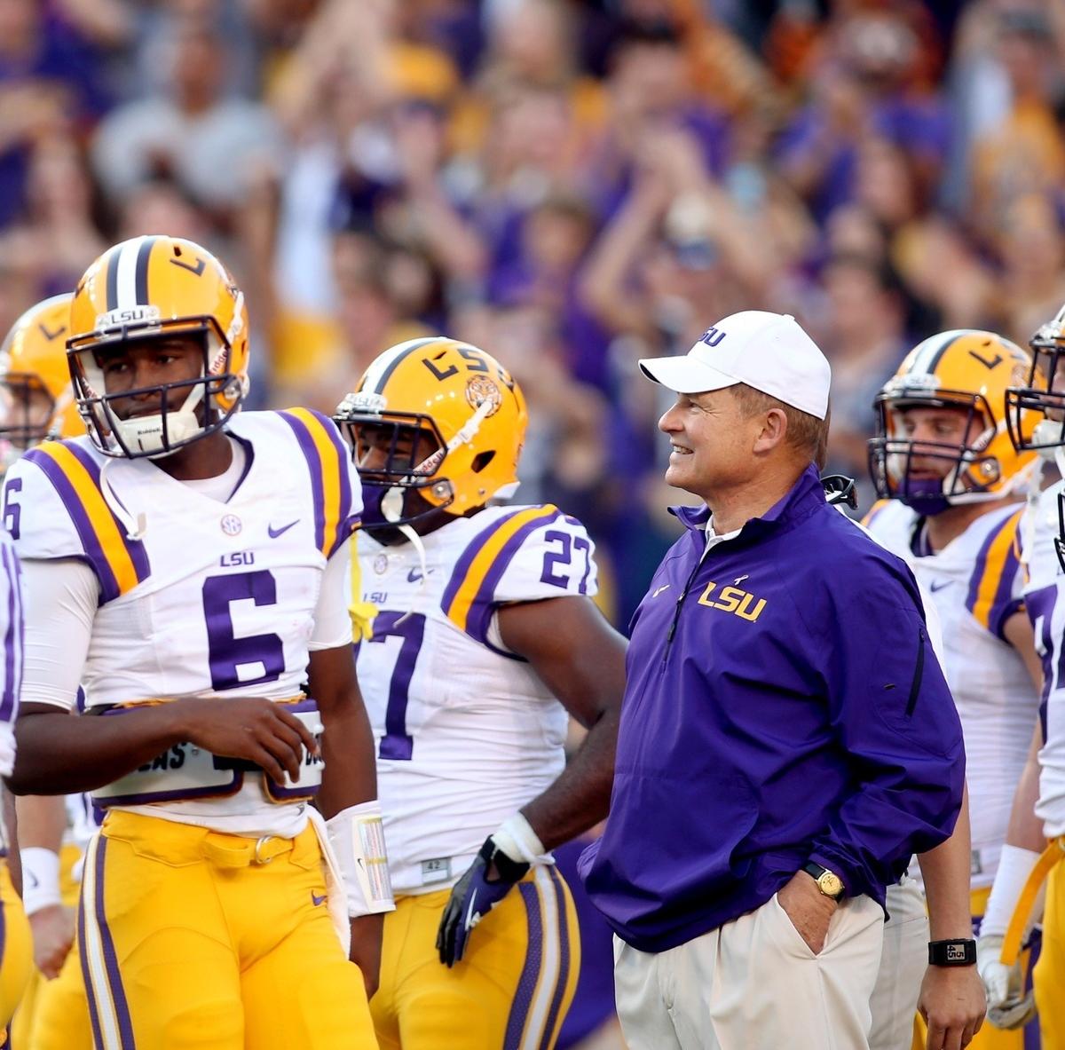 LSU Fall Practice Who Will Win Tigers' Starting QB Battle? News