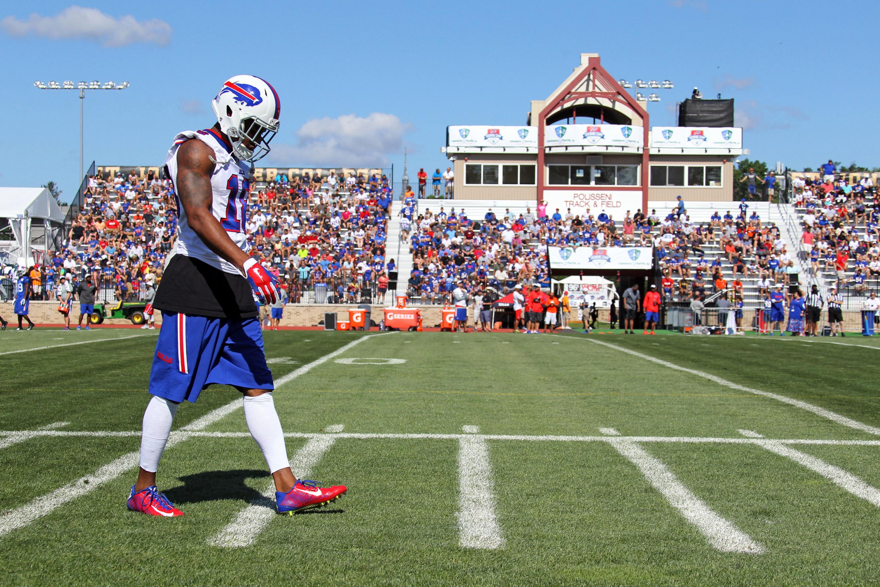 Buffalo Bills aching at WR, place Percy Harvin on Injured Reserve