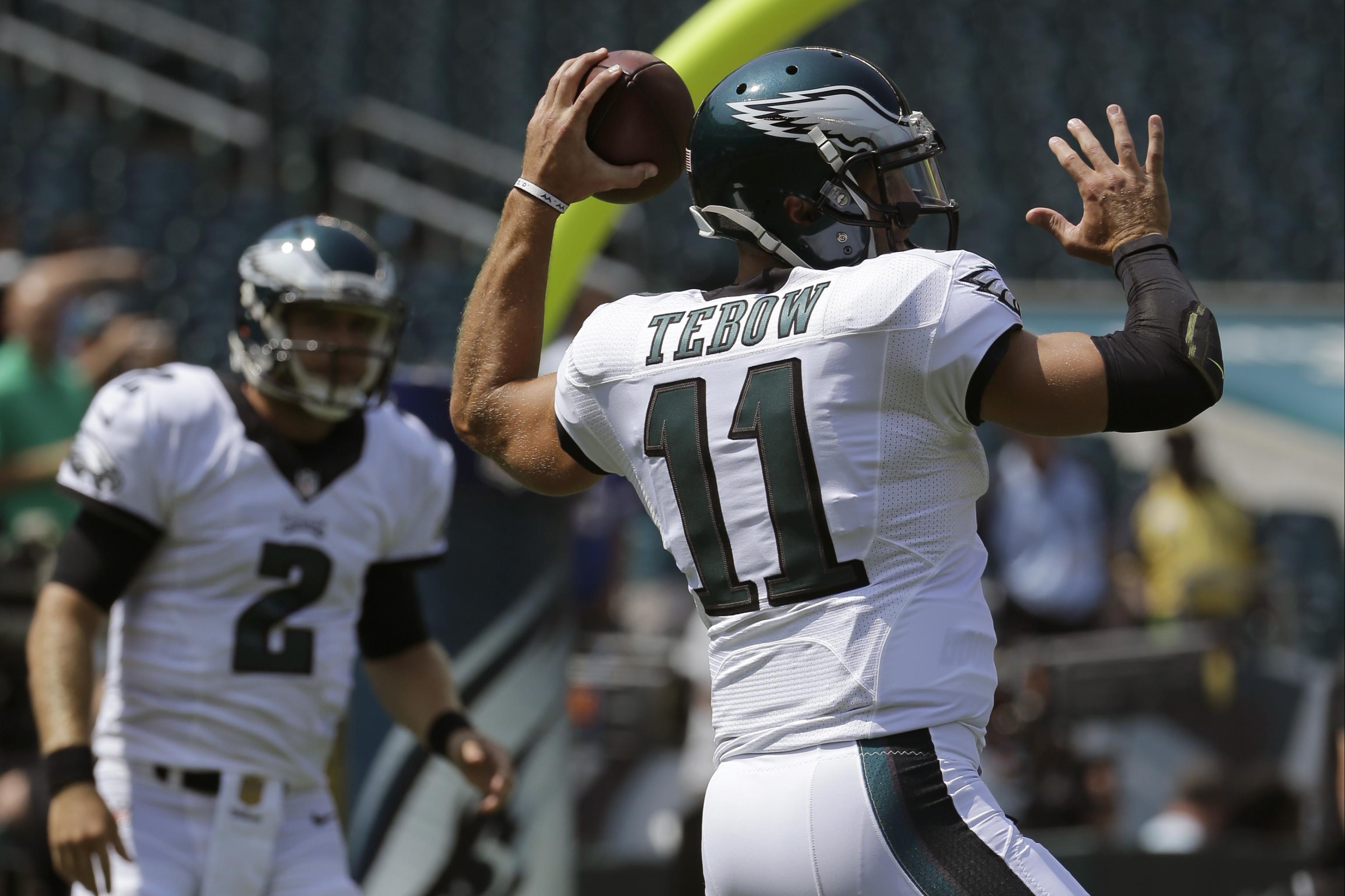 Report: Tebow likely to make Eagles after impressing Chip Kelly