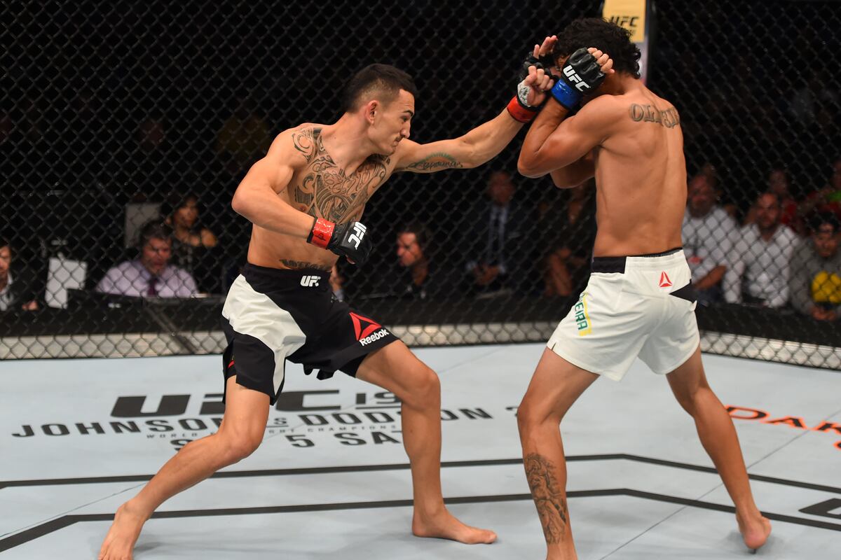 Charles Oliveira Injury: Updates on UFC Star's Esophagus ...