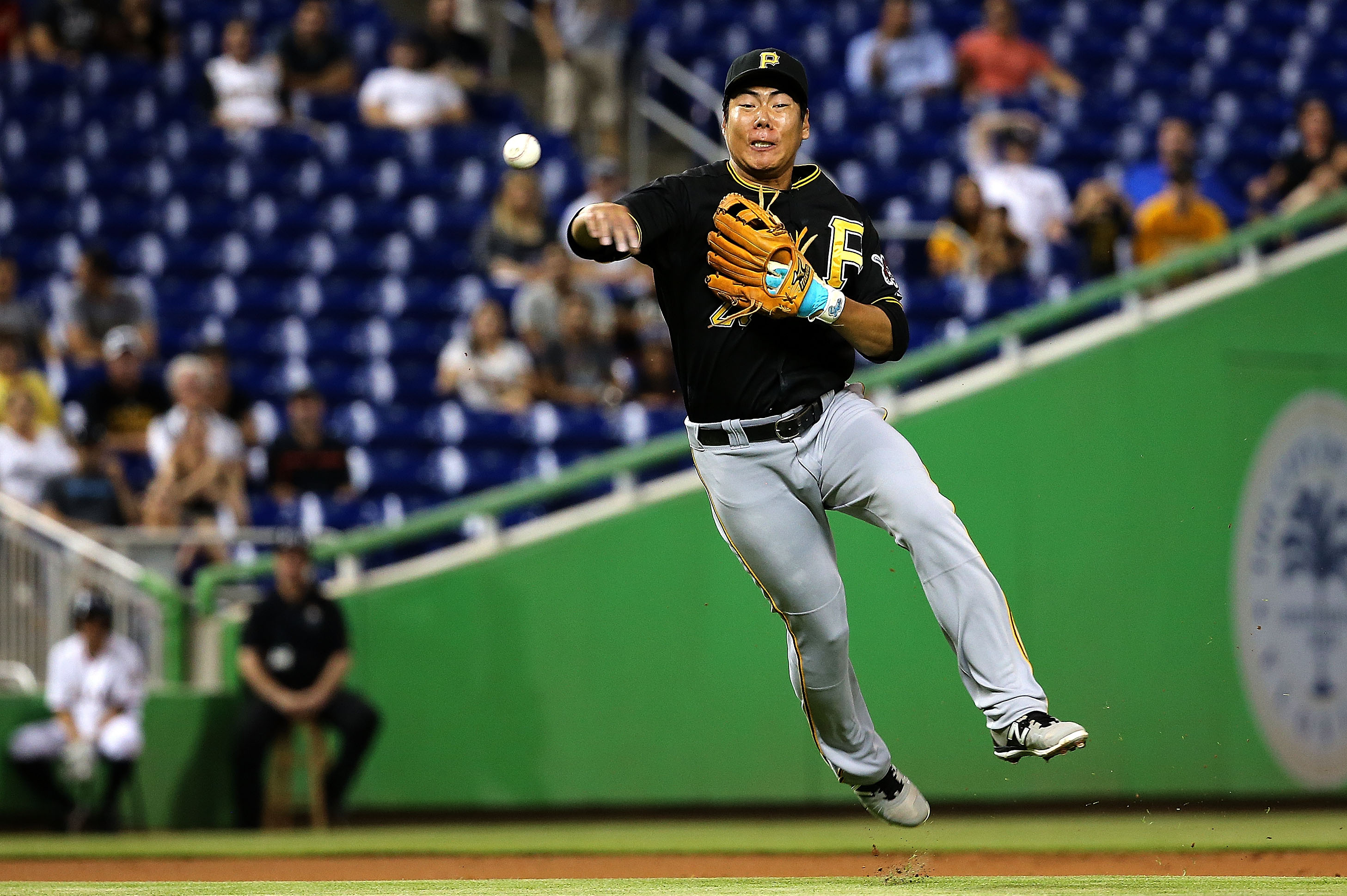 Ariball News - Jung-Ho Kang: Can He Succeed in the Majors?