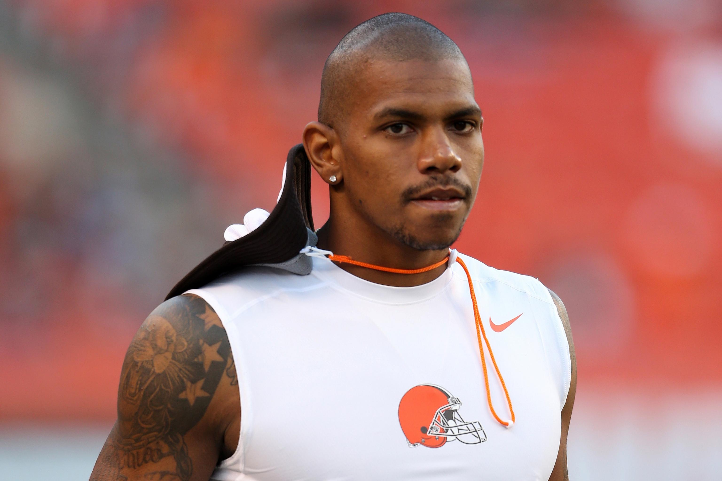 Terrelle Pryor Injury: Updates on Browns WR's Recovery from Finger Surgery, News, Scores, Highlights, Stats, and Rumors