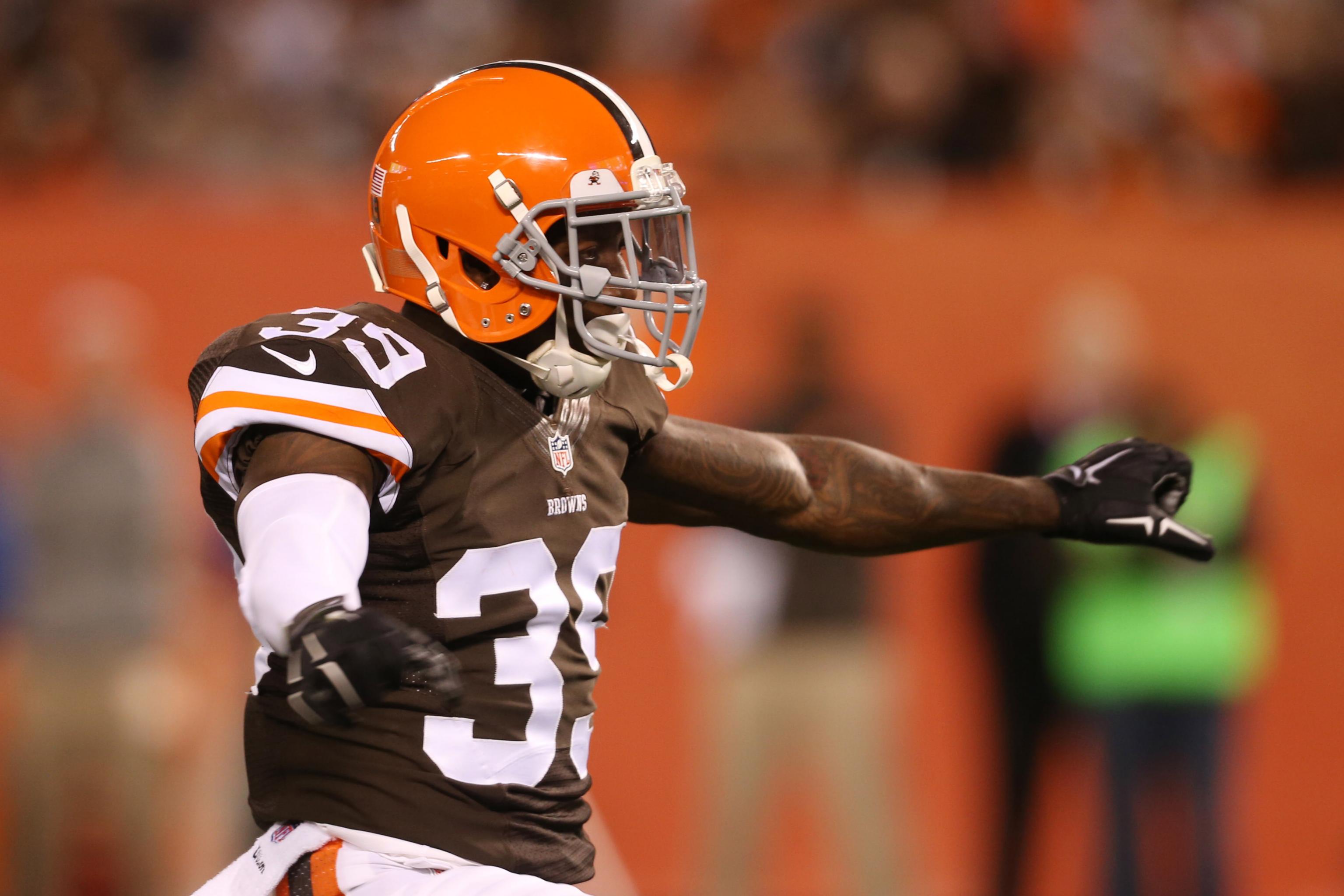 Tashaun Gipson: Stats & Injury News