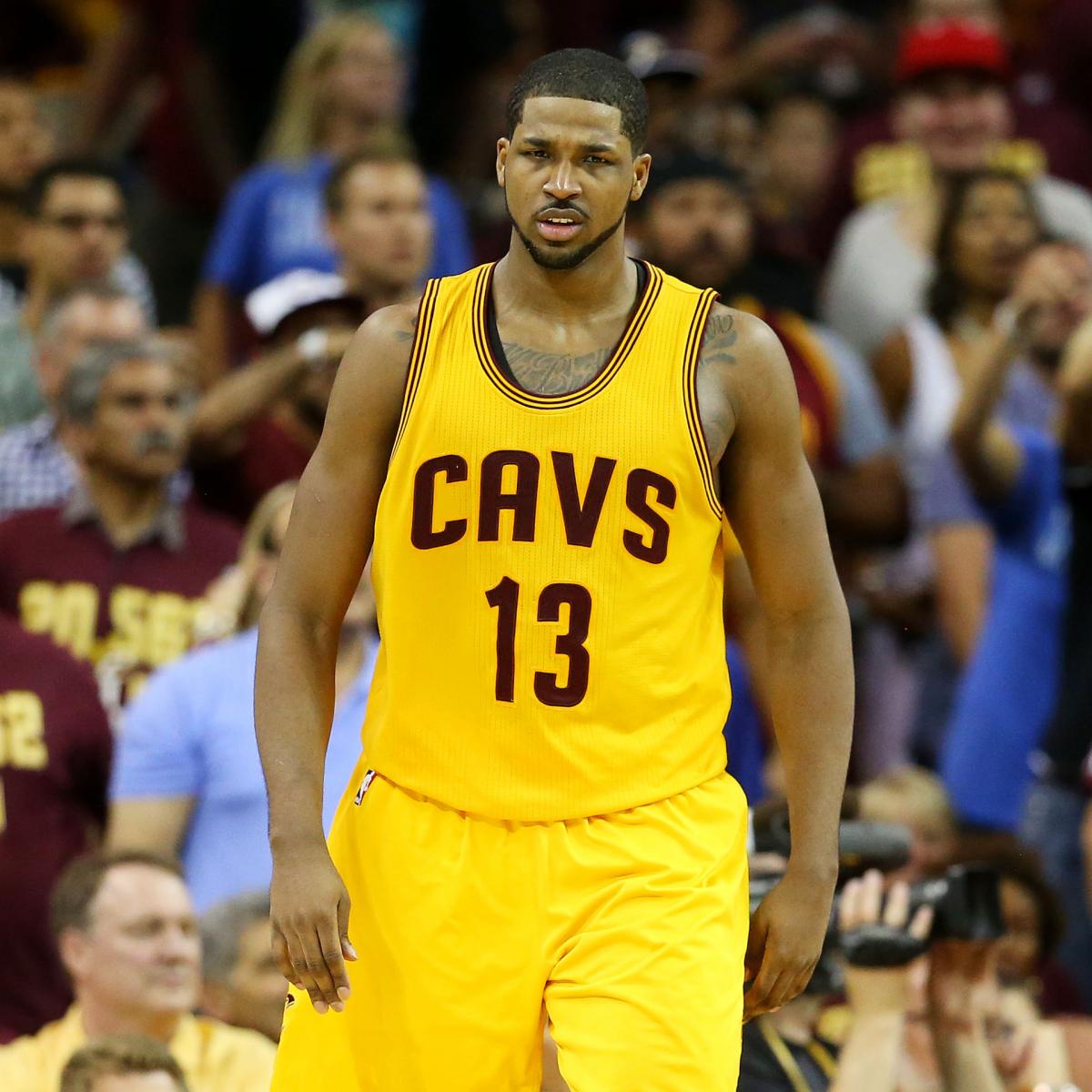 Tristan Thompson Free Agency Puts Cavs in Awkward Position