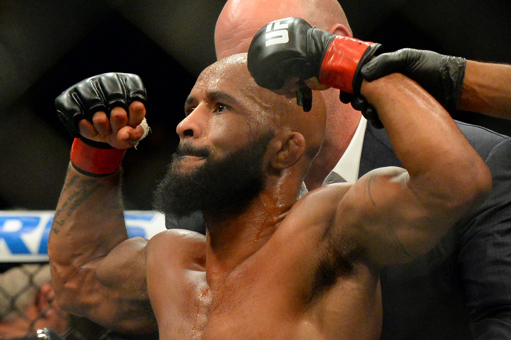 Dj Vs Tj Now Is The Perfect Time To Book Demetrious Johnson Vs T J Dillashaw Bleacher Report Latest News Videos And Highlights